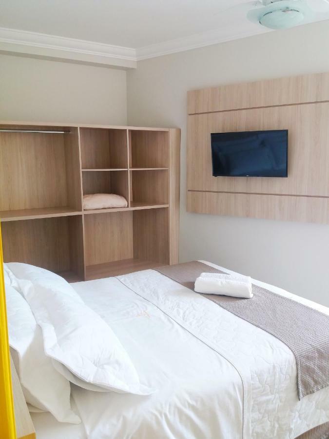 Hotel Pousada Familia De Nazare Кашоейра Паулиста Екстериор снимка